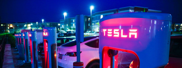 Tesla drückt bei der Produktion weiter aufs Tempo und hat Shanghai als Standort für eine neue Batteriefabrik auserkoren - Newsbeitrag