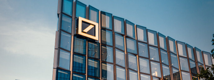 Die Deutsche Bank baut das Geschäft mit Baufinanzierungen um und reagiert damit auf die aktuelle Marktlage - Newsbeitrag