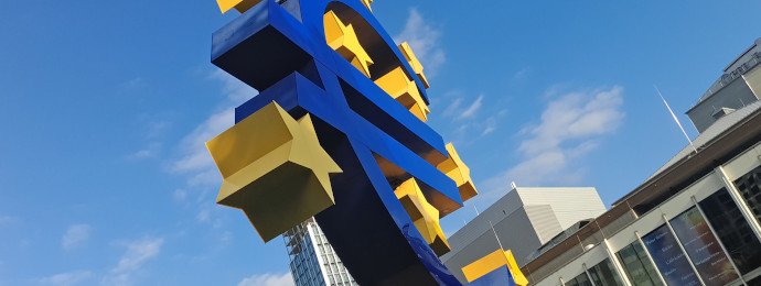 EZB ruft Ende des Zinserhöhungszyklus aus - Newsbeitrag