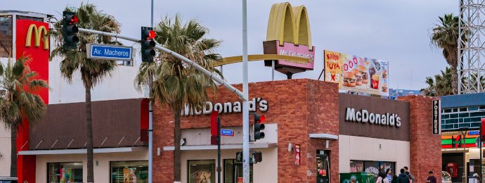 Trotz Sorgen um den Einfluss von Abnehmspritzen kann McDonald’s die Erwartungen toppen und hervorragende Quartalszahlen präsentieren