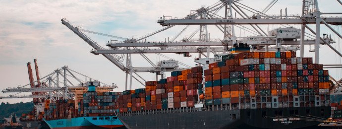 Hapag-Lloyd wird optimistischer und bestellt sechs riesige Containerschiffe bei DSME - Newsbeitrag