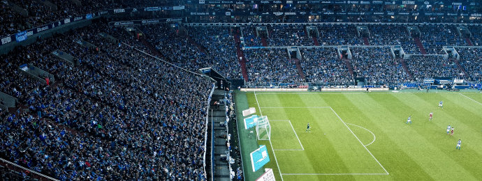 BVB-Aktie oder Schalke-Anleihe: Welches Investment macht das Rennen?