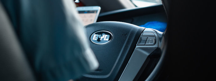 Mit neuen Luxusfahrzeugen wirbt BYD um die Gunst der gut betuchten Kundschaft - Newsbeitrag